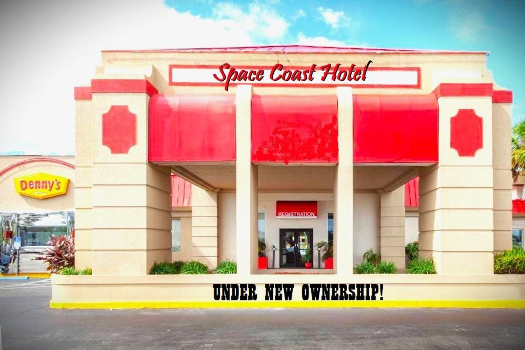 Space Coast Hotel Titusville Exterior photo